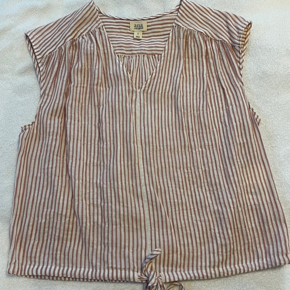 Pink/white, sleeveless top with drawstring waist